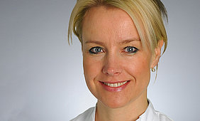 Porträtfoto Prof. Dr. Kerstin Rhiem